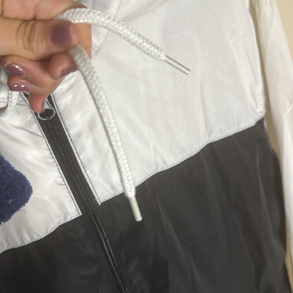 Beautiful Giant Windbreaker Men’s Size L - Picture 4 of 9